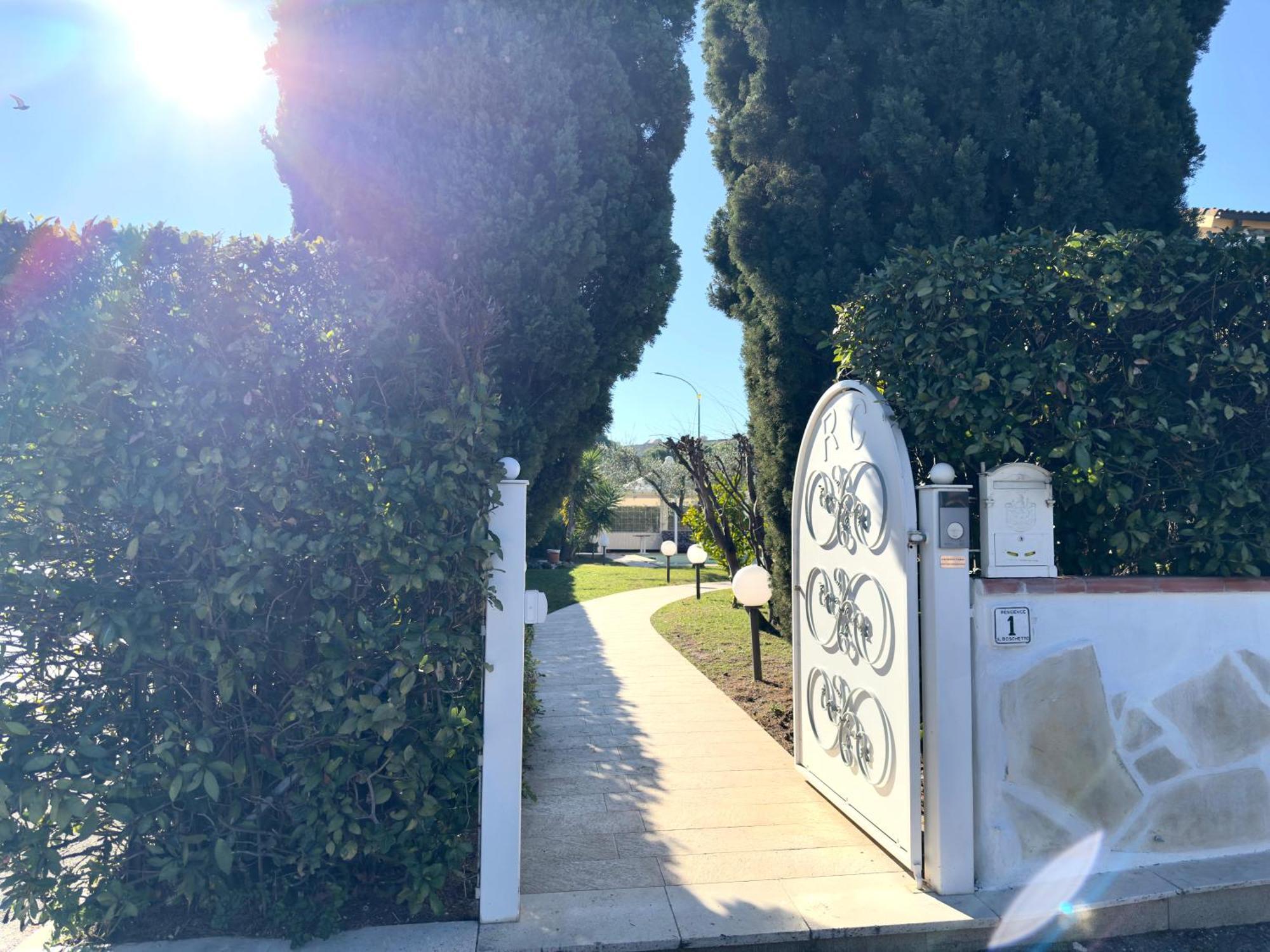 Residence Il Boschetto - Villa Con Piscina グロッセート エクステリア 写真